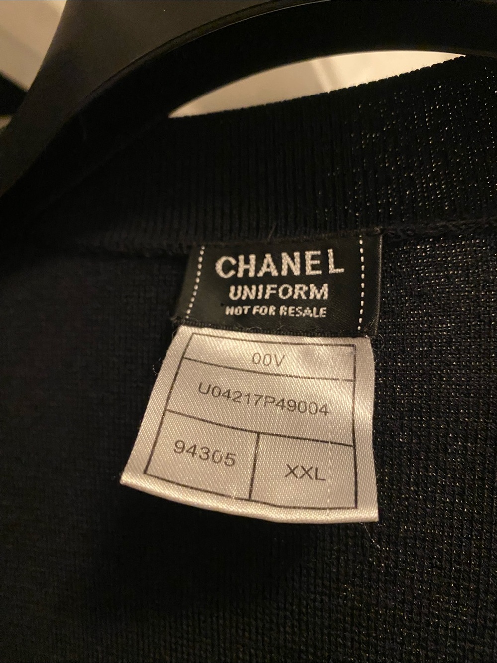 Chanel cardigan - Picture 2 of 4